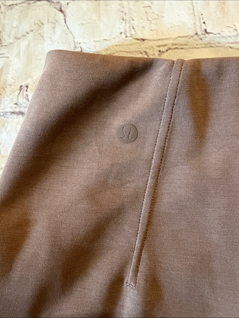 Lululemon Softstreme High-Rise Midi Skirt in Taupetastic Beige Size 10 Medium - Picture 5 of 6